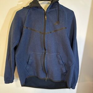 Nike tech fleece - men’s m - excellent condition